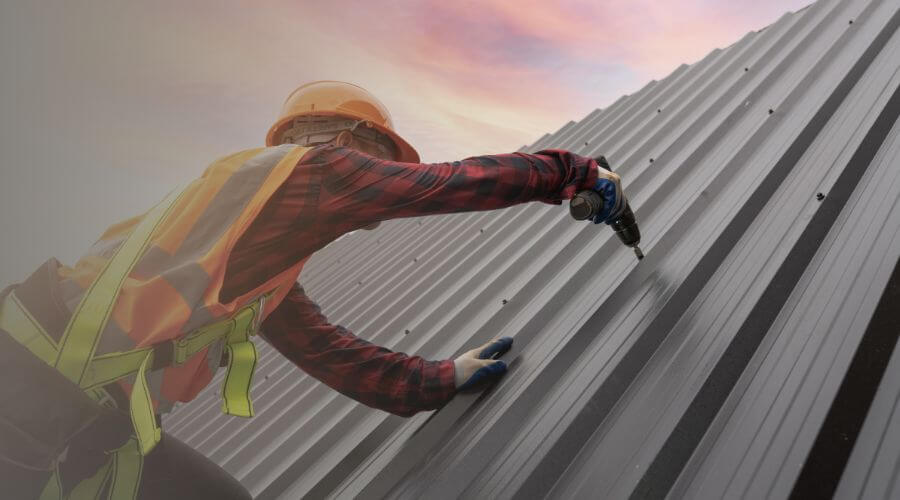 Expert Emergency Roof Repairs services in Wellington, MO